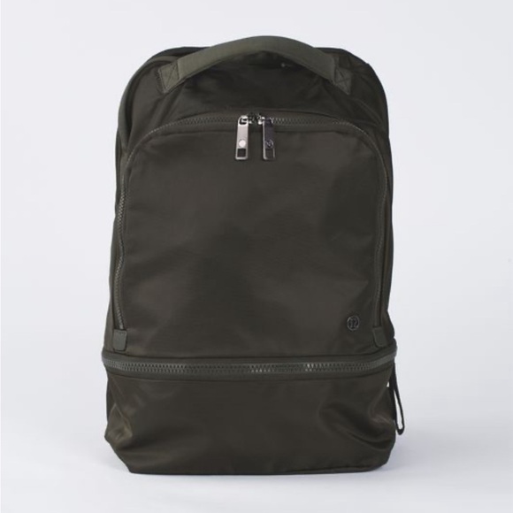 lululemon athletica Handbags - Lululemon City Adventurer 20L backpack.